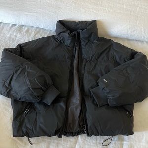 Set Active Onyx Puffer